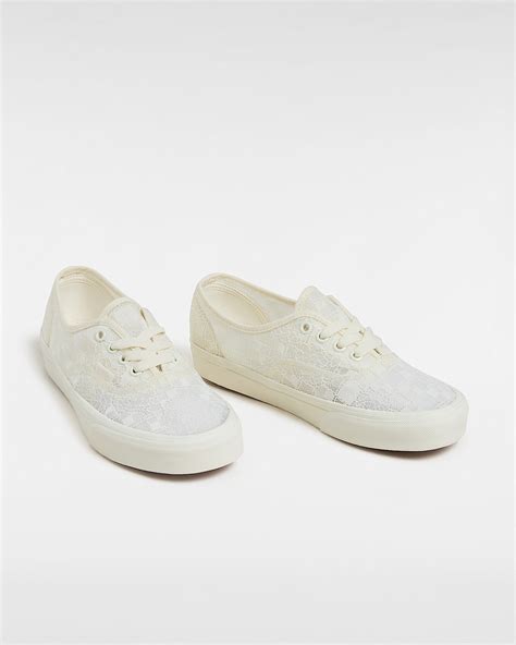 Authentic Shoes à Paris