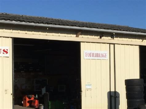 Auto Pneu 46 à Condat