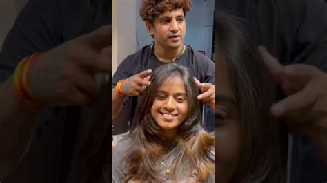 Avinash Hair Cutting Saloon