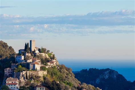 Azur Construct à Tourrette-Levens