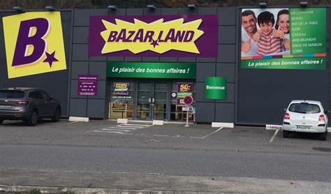 BAZARLAND COMBOURG à Combourg