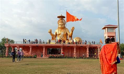 Balapan Hanuman Mandir
