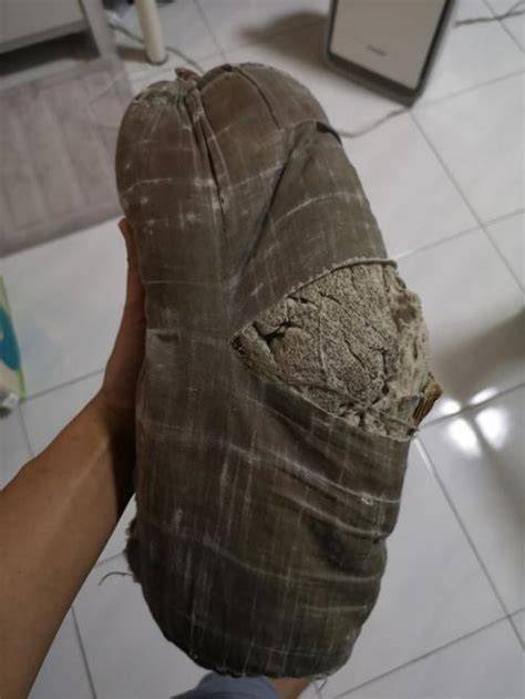 Bantal Rusak