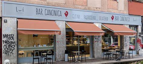 Bar Canonica Milan
