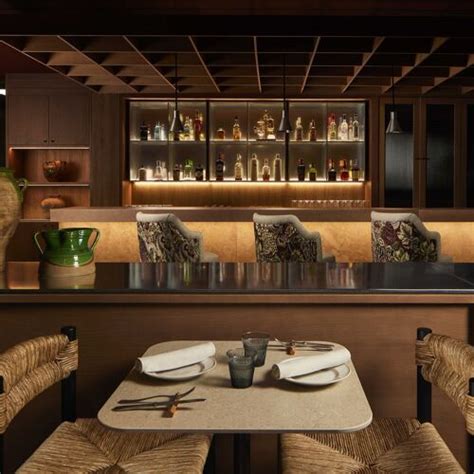 Bar Restaurant à Pabu