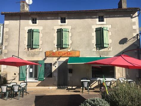 Bar Restaurant à Persac