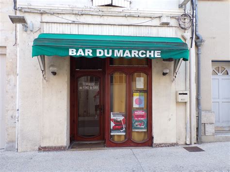 Bar du marché à Jarnac