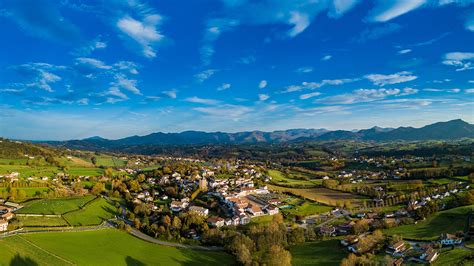 Basque Maeva à Aureville