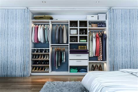 Bedroom-Wall-ClosetSystems