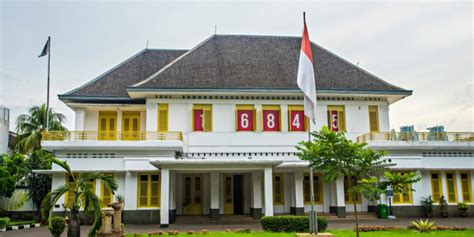 Berkunjung ke Museum Sejarah Sunda