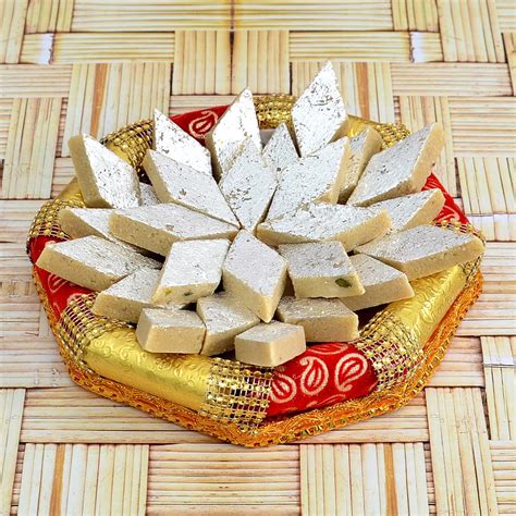 Bhagwati Sweets and Savouries | kaju barfi | sweet shop | chocolate gajak | healthy snacks