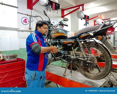 Bike repairing Mechanic shop