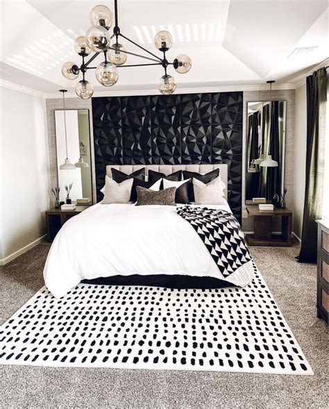 Black-And-White-Bedroom-Ideas
