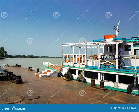 Boat authorized service center at Howrah(Solution point)