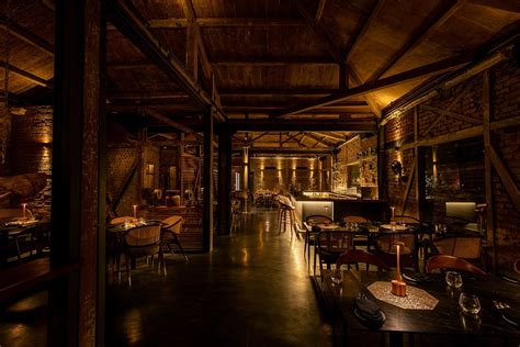 Bombay Restaurant & BAR