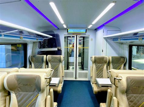 Brightline Seating Chart Coach 4