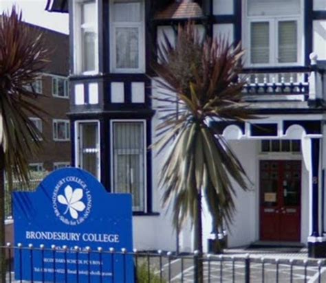 Brondesbury College