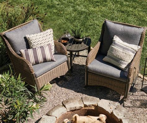Broyhill-Outdoor-Furniture
