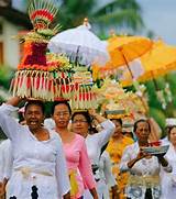 tradisi budaya indonesia