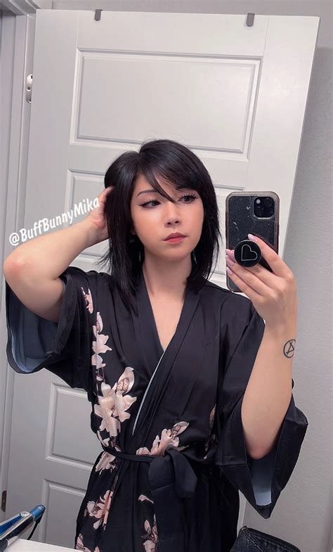 Buffbunnymika Onlyfans Leak 40 PPV
