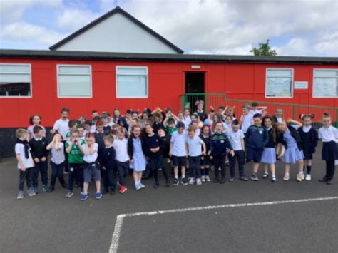 Bunscoil Cholmcille and naiscoil
