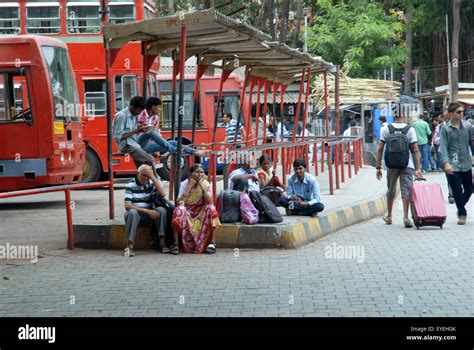 Bus stop Ratnapur