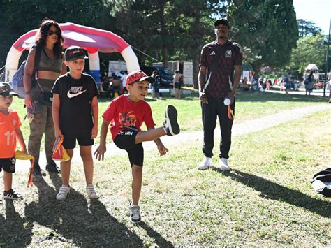 CAP COLOR à Échirolles