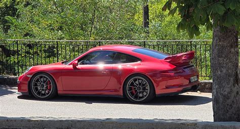 CAR STATION à Contes