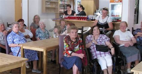 Café Du Commerce à Amplepuis