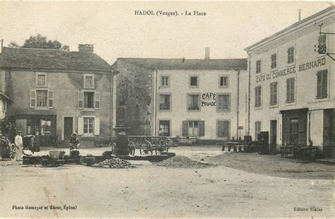 Cafe Du Commerce à Hadol