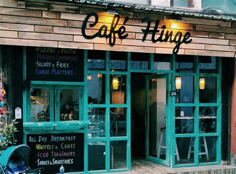 Cafe Hinge