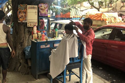 Calcutta Hair Cutting Salon