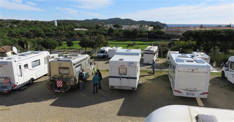 Camper Stop à Gervans