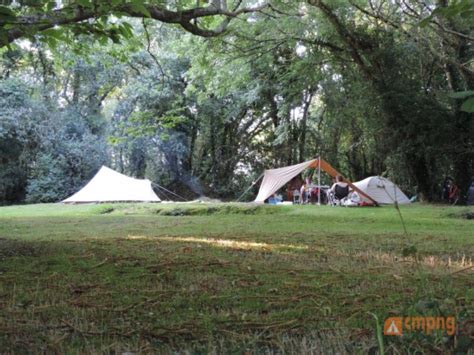 Camping de Penguilly à Peumerit