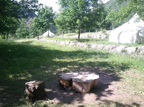 Camping des Rouges Gorges à Guillaumes