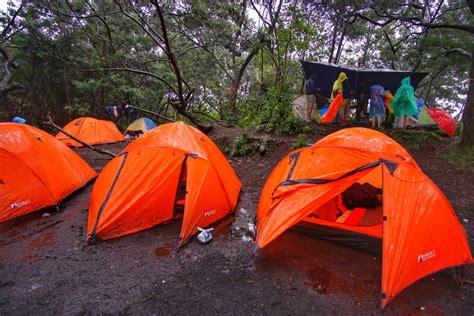 Camping di Gunung Papandayan