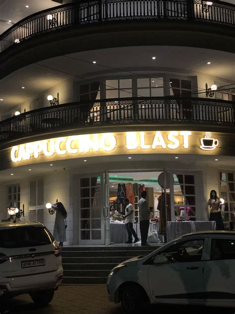 Cappuccino Blast Mall Avenue