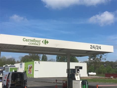 Carrefour Contact à Miniac-Morvan