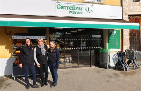 Carrefour Express à Matour
