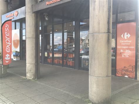 Carrefour Express à Moncontour