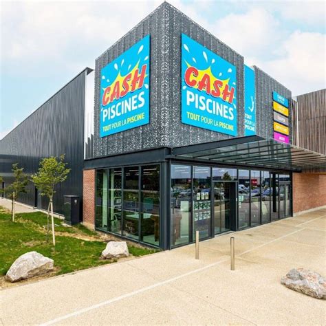 Cash Piscines à Mably