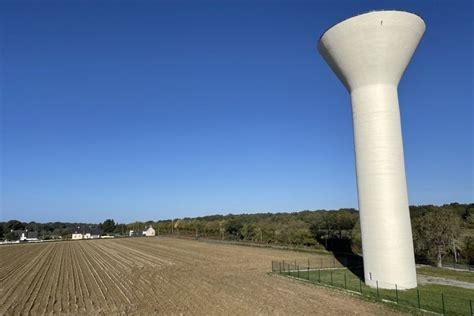 Château d'eau de Saint Python à Saint-Python