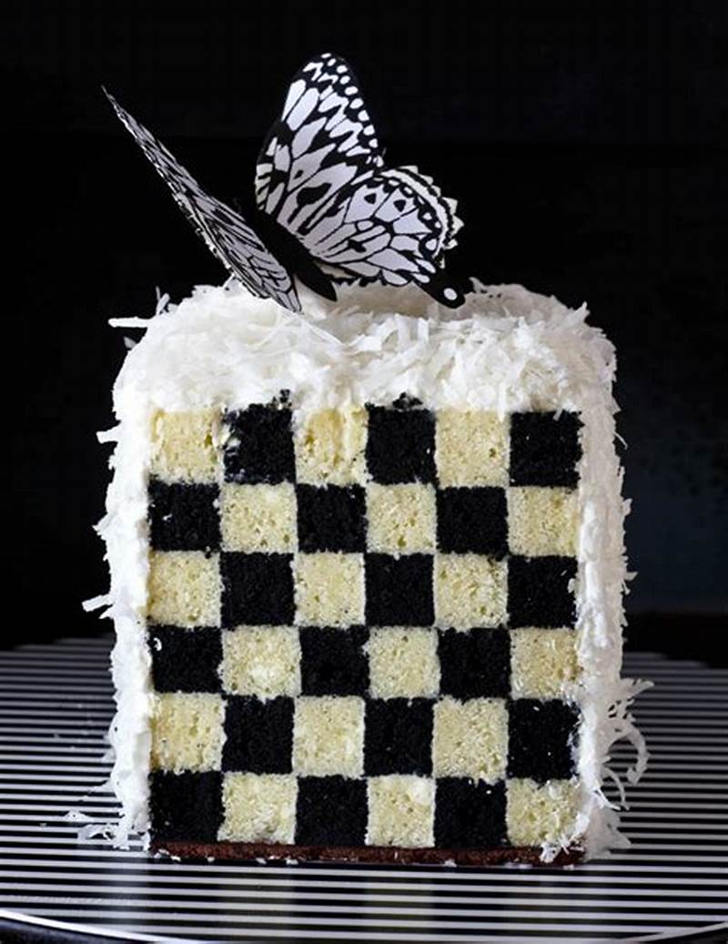 Checkered Pattern Cake