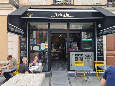 Chez Sam et Nella à Poncin