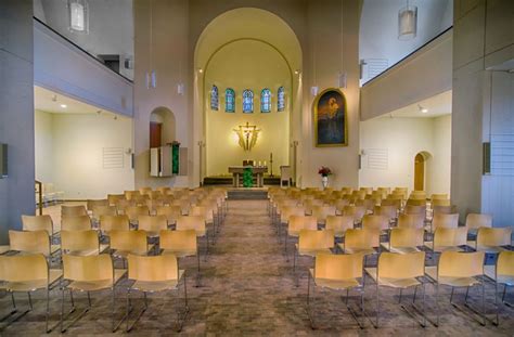 Christuskirche - Evangelisch-Lutherische Kirchengemeinde Regenstauf