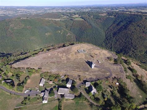 Cimetière à Cros-de-Ronesque
