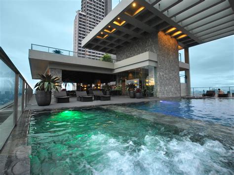Grand Hotel Makati