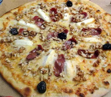 Classic Pizza à Lalbenque