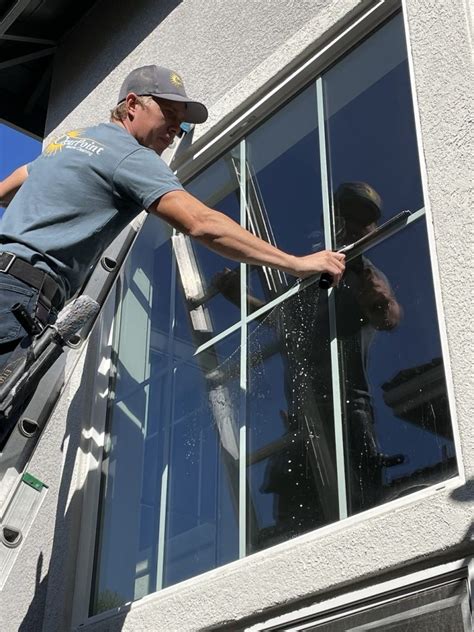 Clear point window cleaning