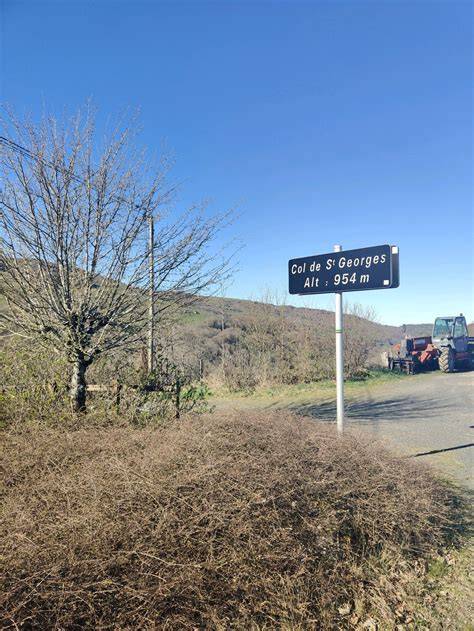 Col de Saint-Georges à Fontanges
